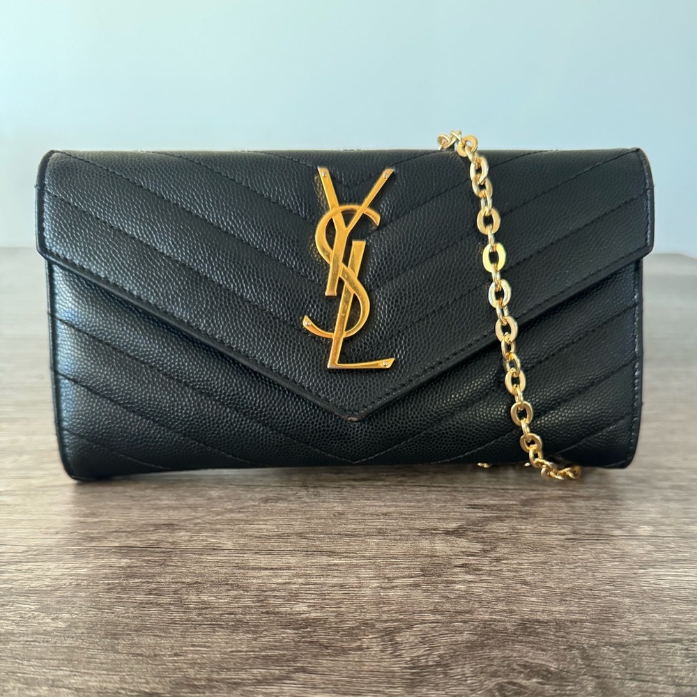 YSL Cassandra Chevron Envelope Wallet 🖤